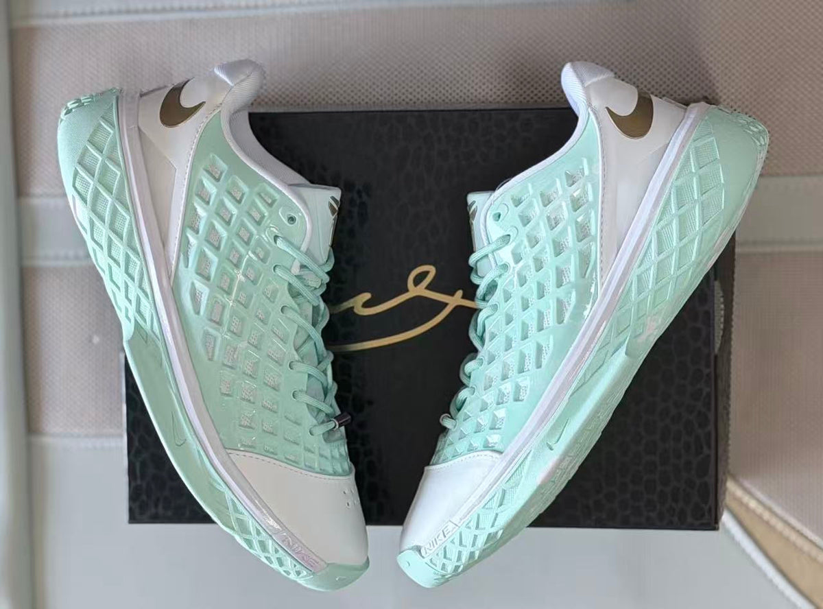 Nike Kobe 3 Low Basketball Shoes Mint White Gold