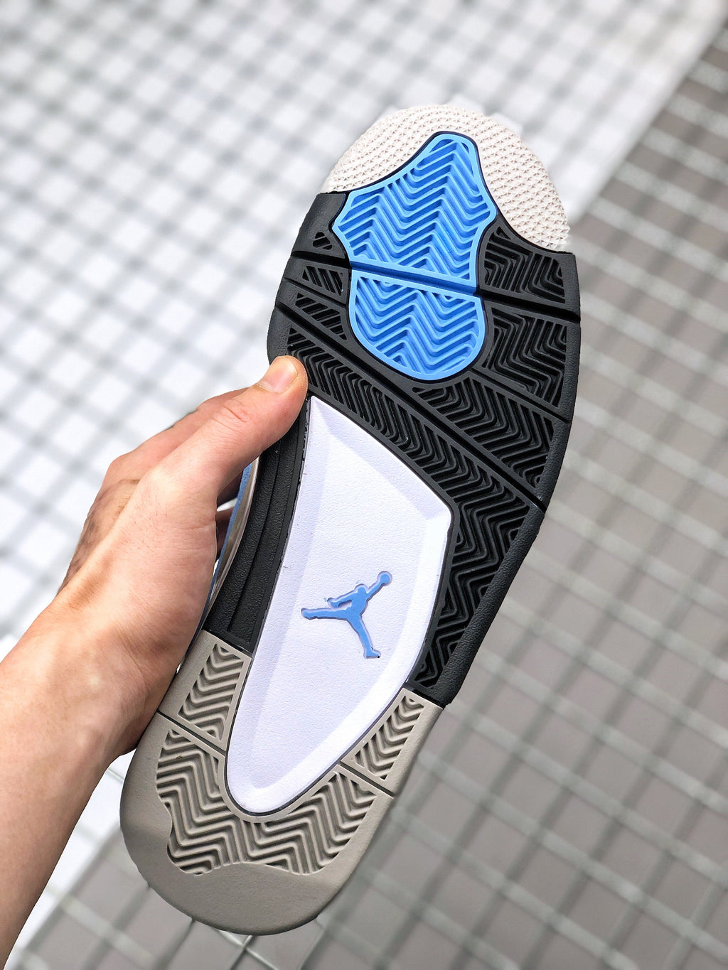 Jordan Air Jordan 4 University Blue Sneakers CT8527-400