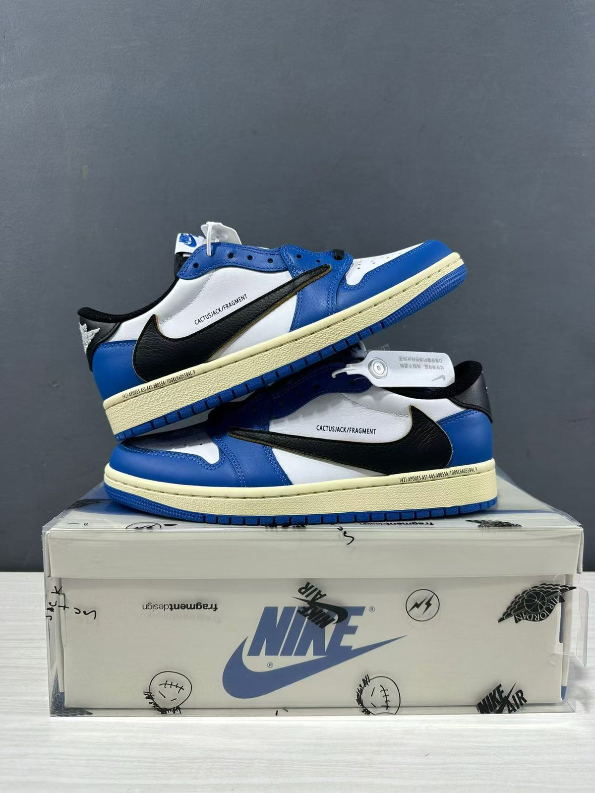 Jordan Air Jordan 1 Low Blue White DM7866-141 Sneakers