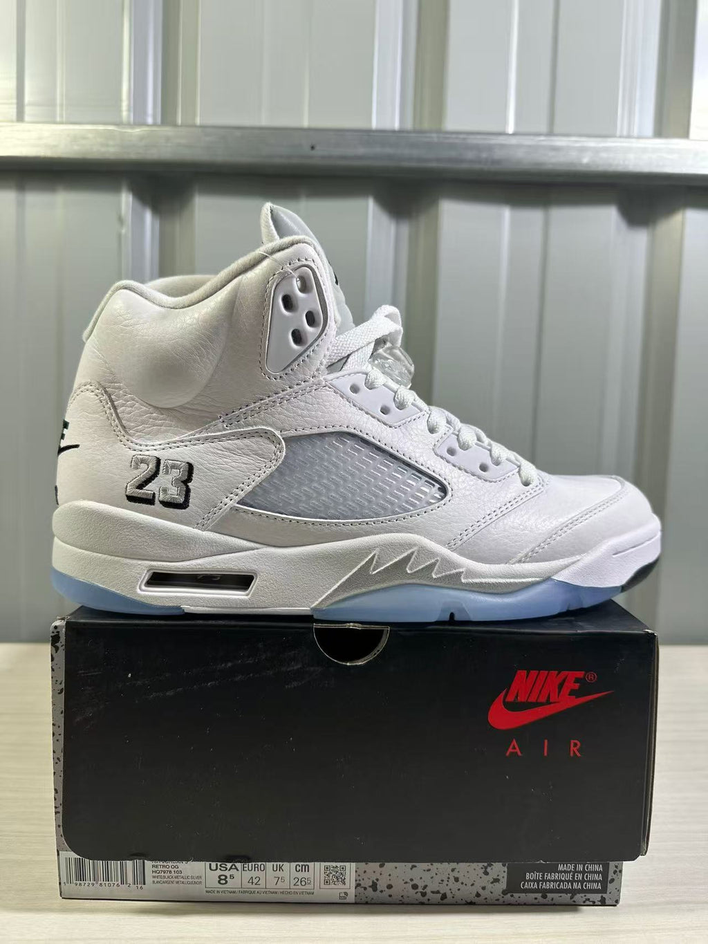 Jordan Air Jordan 5 White/Silver Sneakers HQ7978-103