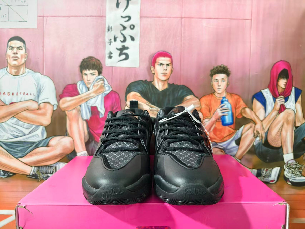 Black Basketball Sneakers with Patterned Trim