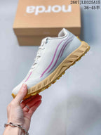 NORDA 001 Grey-Green Low-Top Running Shoes
