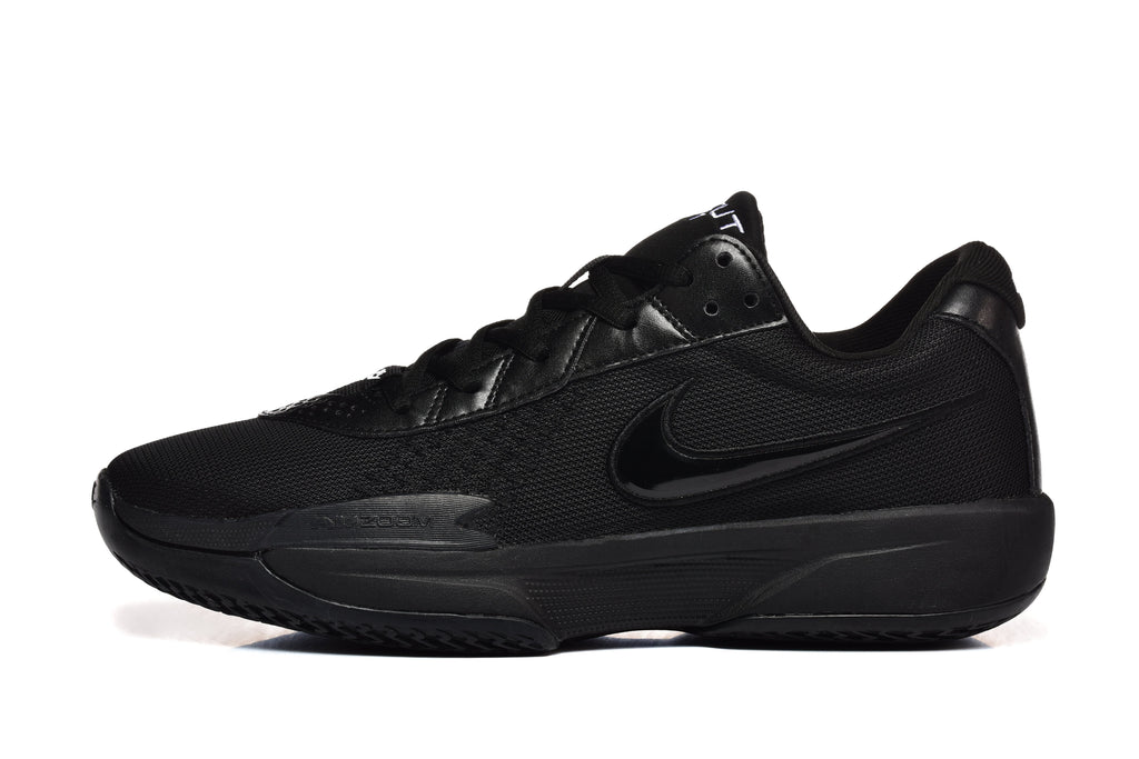 Nike 872-27 Black Low-Top Sneakers