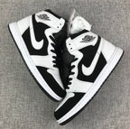 Jordan Air Jordan 1 High Black and White Sneakers 554724-113