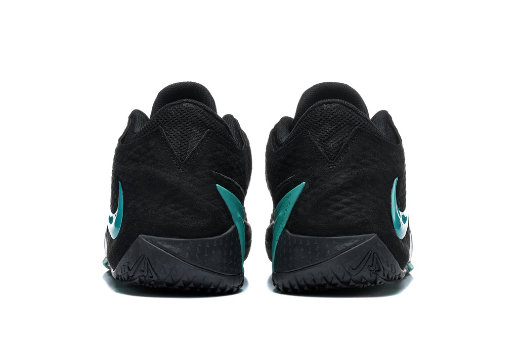 Nike LeBron 21 Black and Green Basketball Shoes