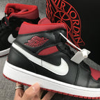 Jordan Air Jordan 1 Mid Black Red Sneakers 554724-020