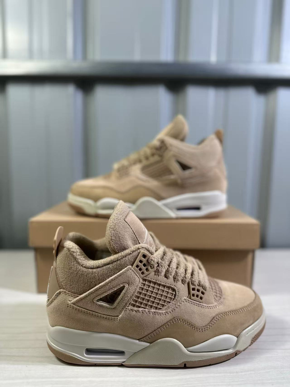 Jordan Air Jordan 4 Retro Tan Sneakers HV0823-200