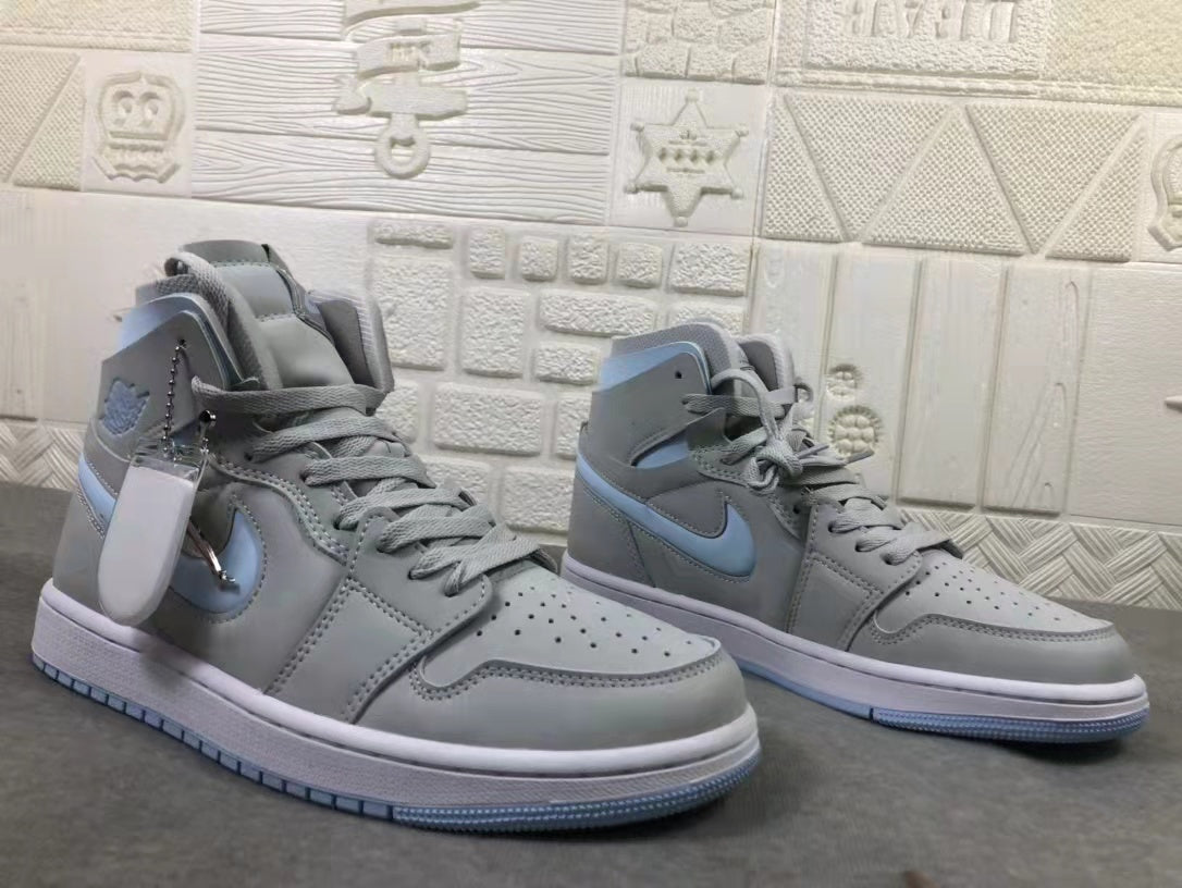 Air Jordan 1 WMNS High Zoom Grey Blue High-Top Sneakers