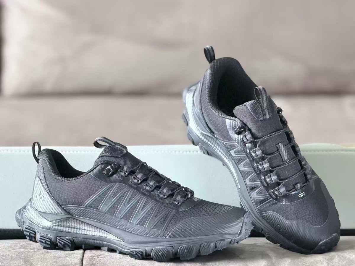 Alo All-Terrain Hiking Sneakers Black