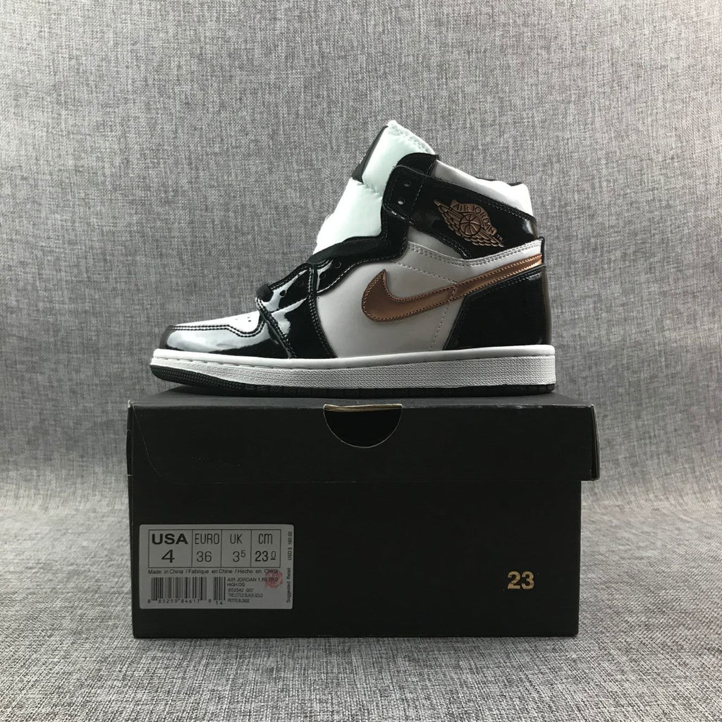 Jordan Air Jordan 1 Mid Sneakers Black White Gold 852542-007
