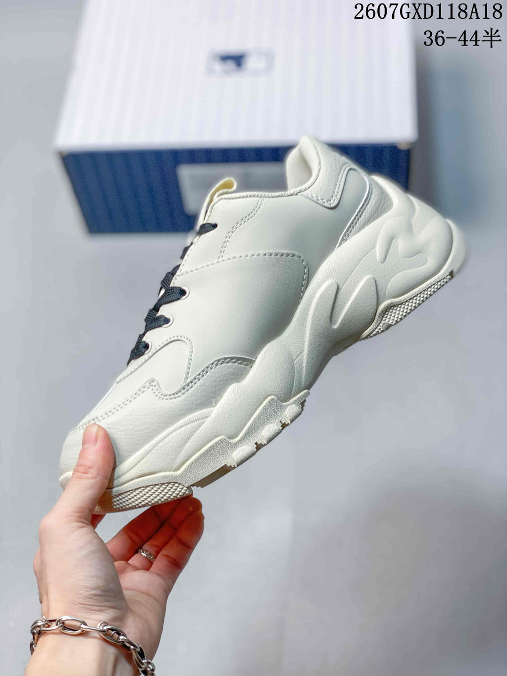 MLB Big Ball Chunky Sneakers White Black 2607GXD118A18
