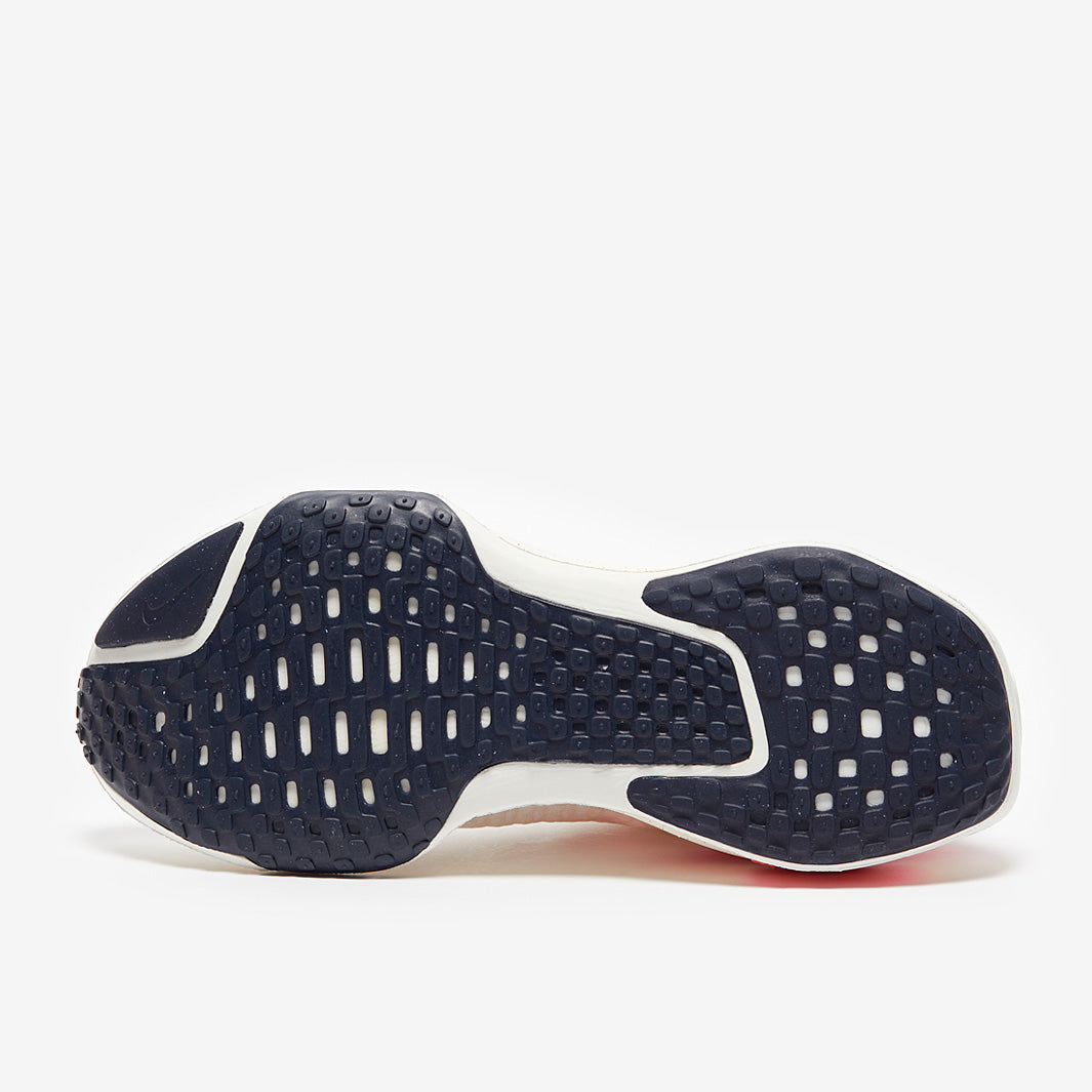Nike ZoomX Invincible Run FlyKnit 3