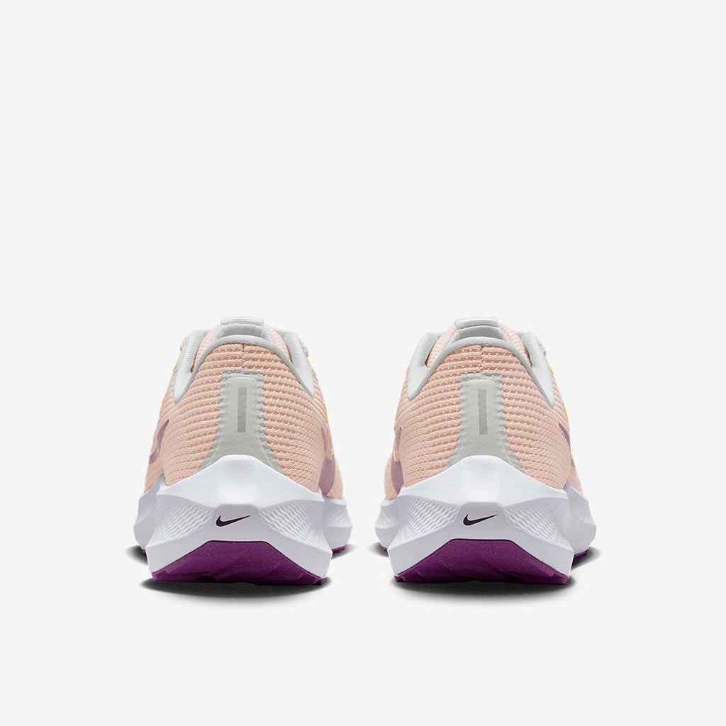 Nike Womens Pegasus 40