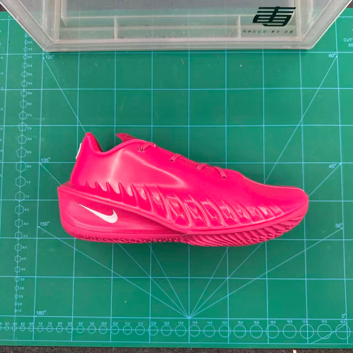 Nike GT Basketball Sneakers Pink