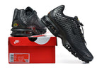 Nike Air Max Plus SE Black Sneakers