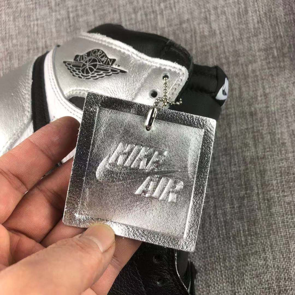 Jordan Air Jordan 1 Silver Toe High-Top Sneakers Black Silver