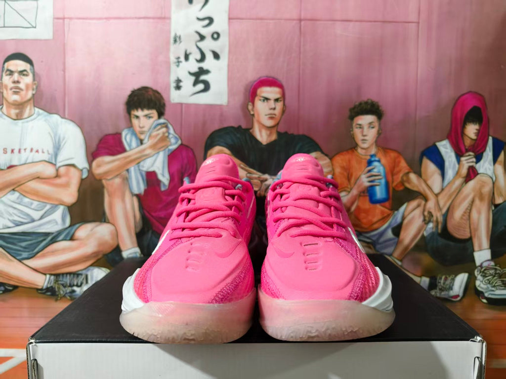 Nike Basketball Shoes in Pink