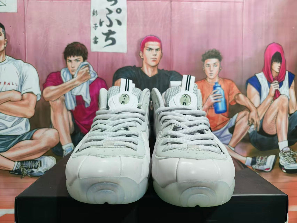 Nike Air Foamposite One White Basketball Sneakers