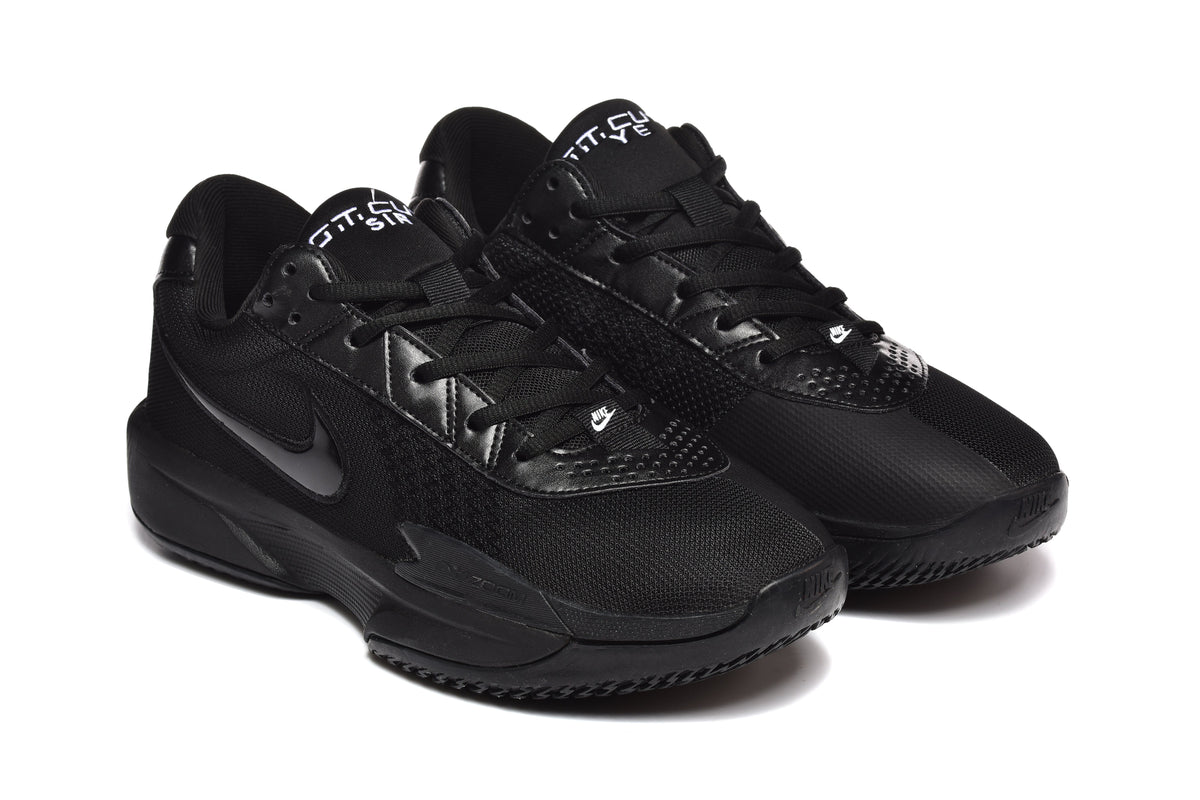 Nike 872-27 Black Low-Top Sneakers
