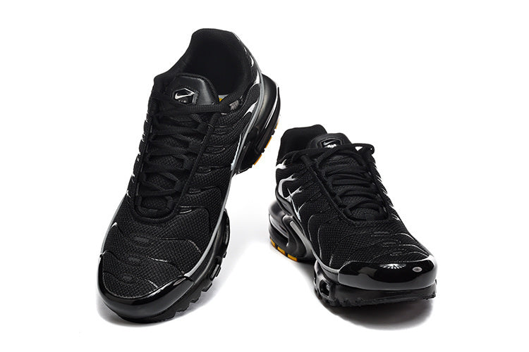Nike Air Max Plus Black Sneakers HV0666-002