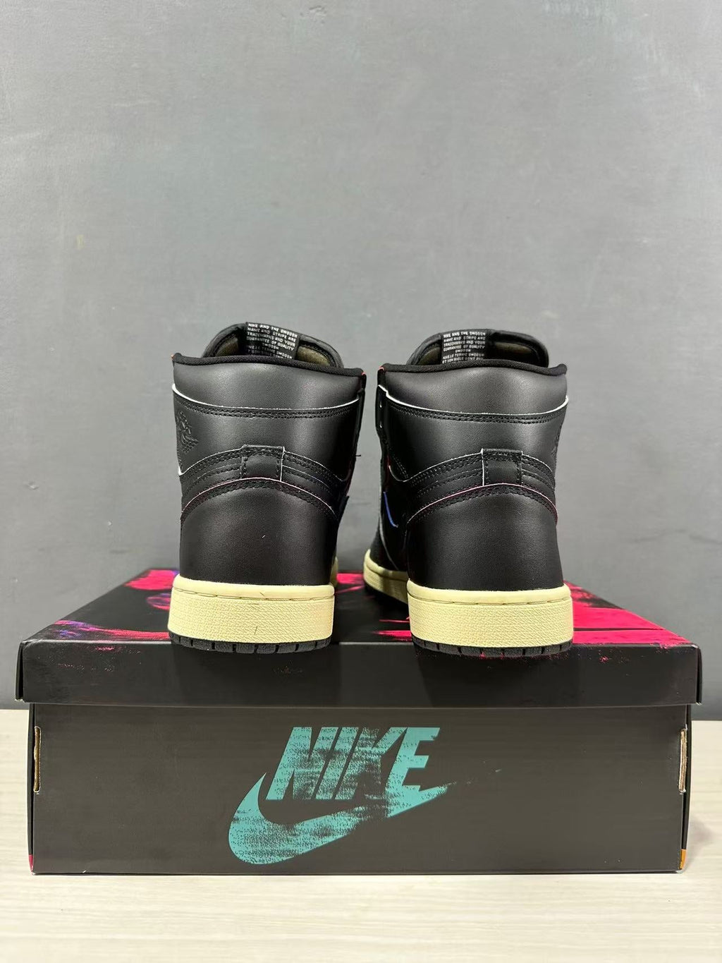 Jordan Air Jordan 1 High OG Black/Muslin DZ5485-002 Sneakers
