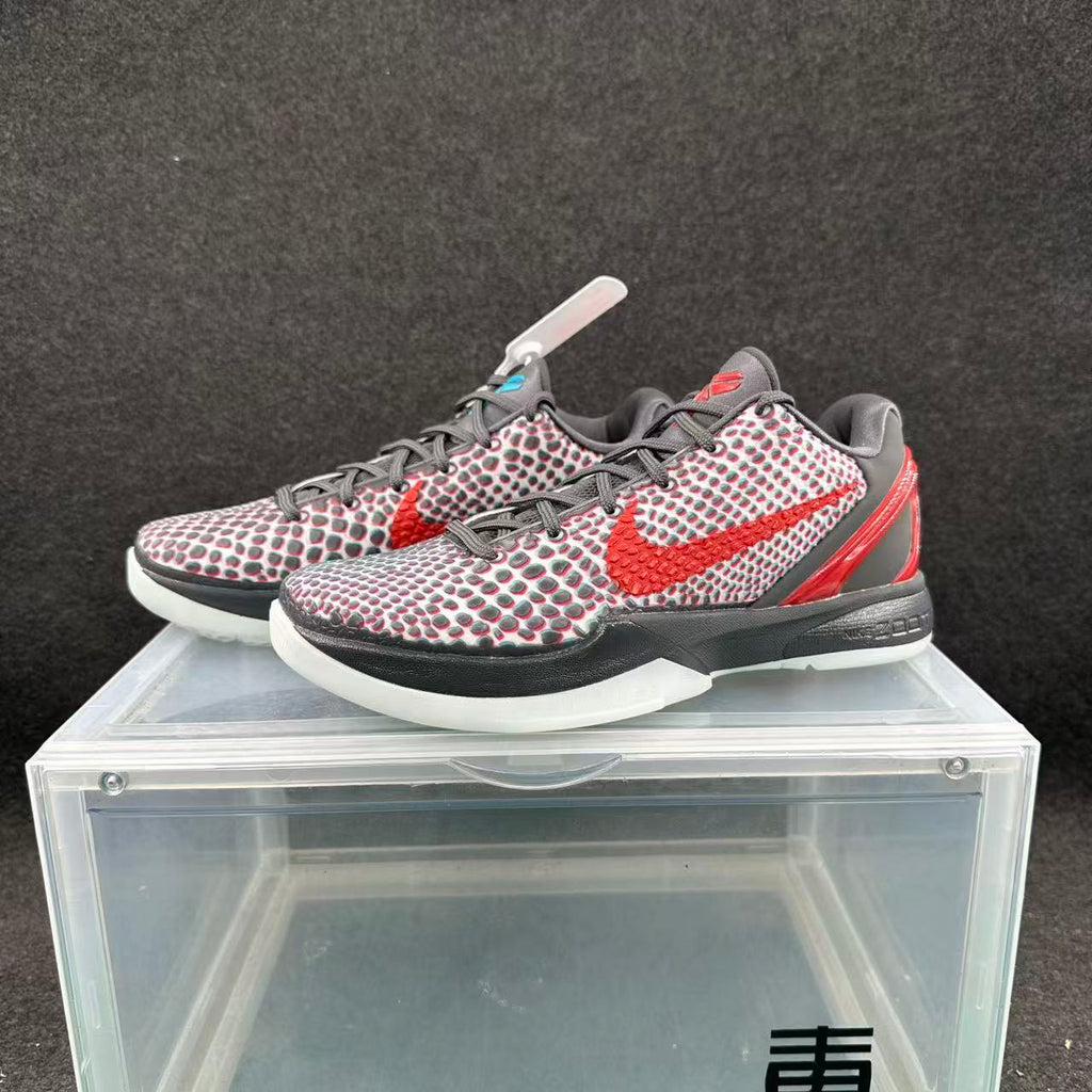 Nike 3D Mismatched Basketball Sneakers Multicolor
