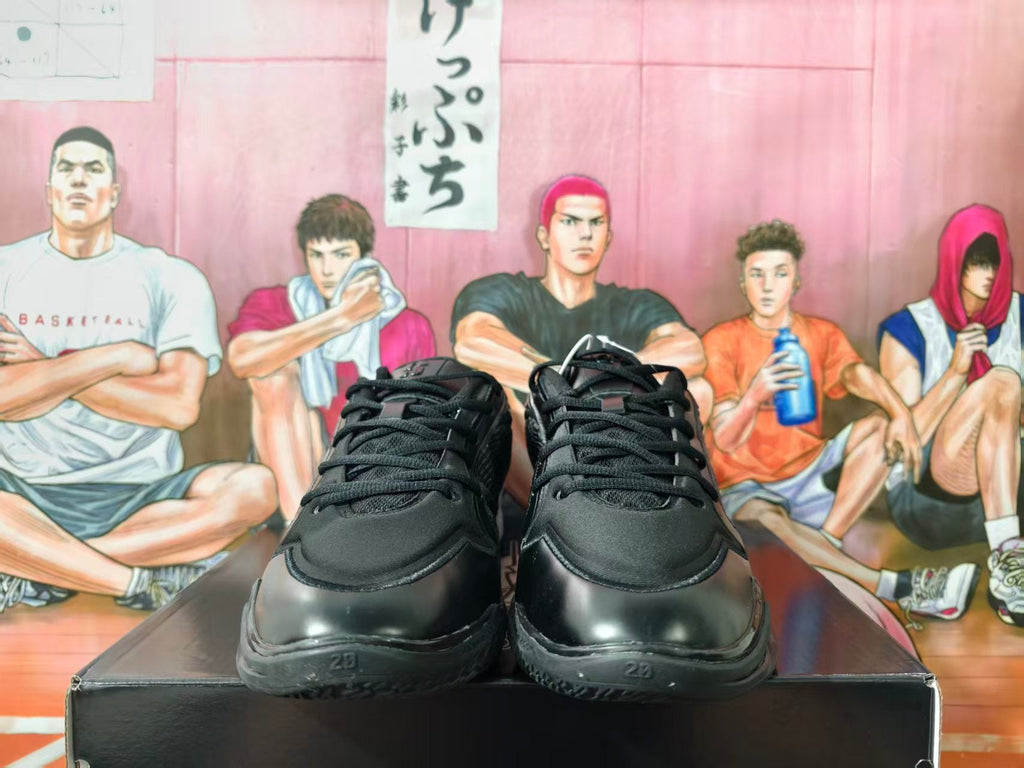 Nike Black and White Basketball Shoes