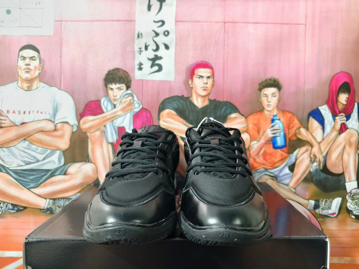 Nike Black and White Low-Top Sneakers