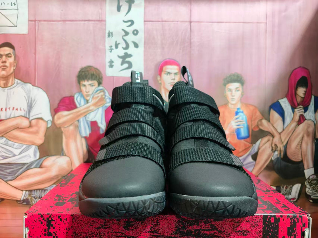 Nike LeBron Soldier 14 Black Basketball Shoes