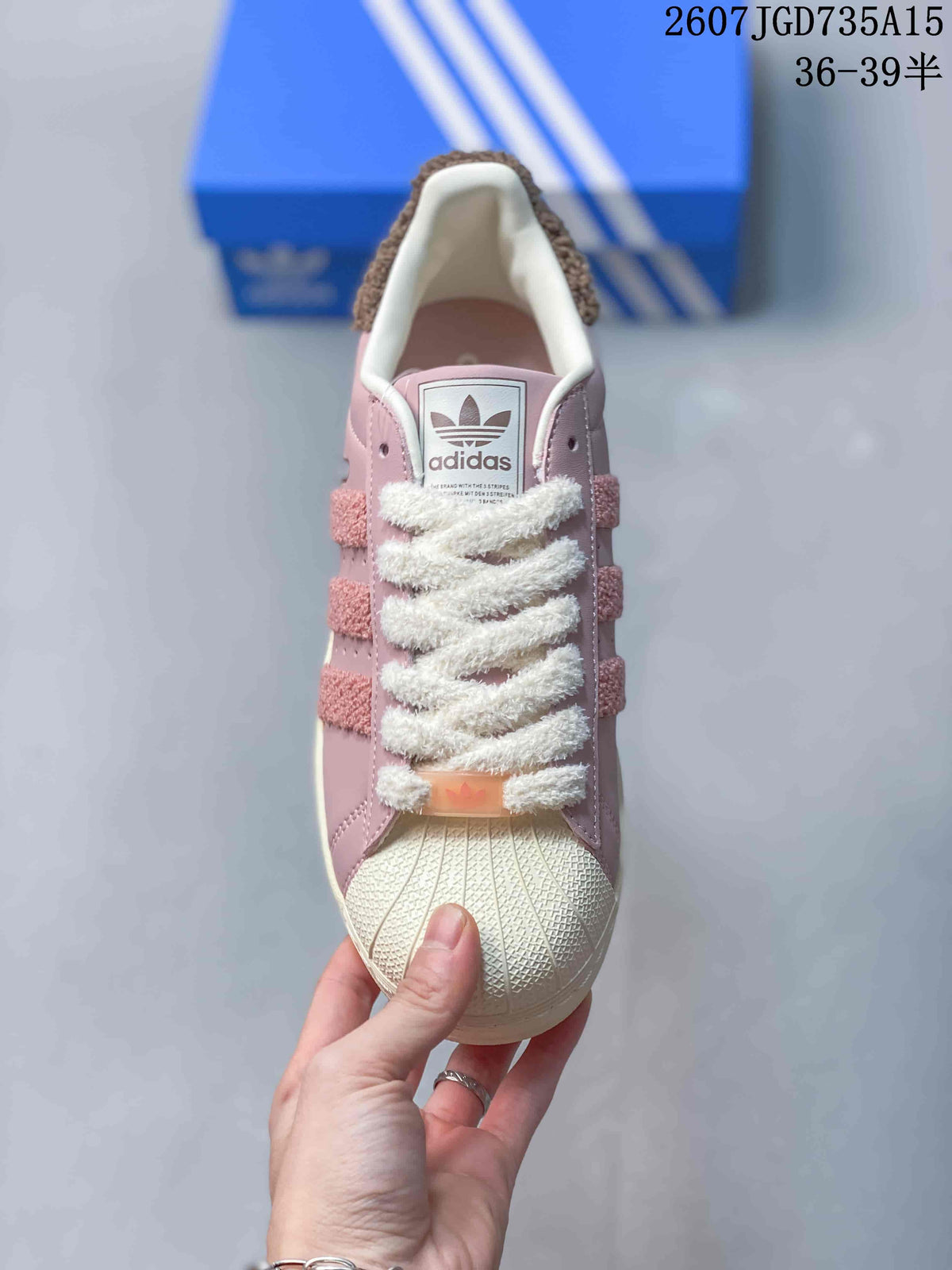 adidas Superstar Pink Leather Sneakers 2607TGD735A15