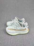 Yeezy 350 V2 Kids Sneakers Pale Gray with Tan Stripe
