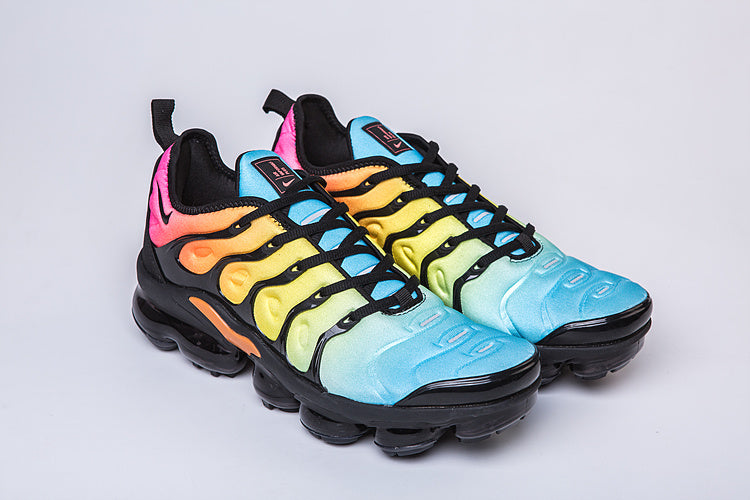 Nike Air VaporMax Plus Multicolor Sneakers AO4550-002