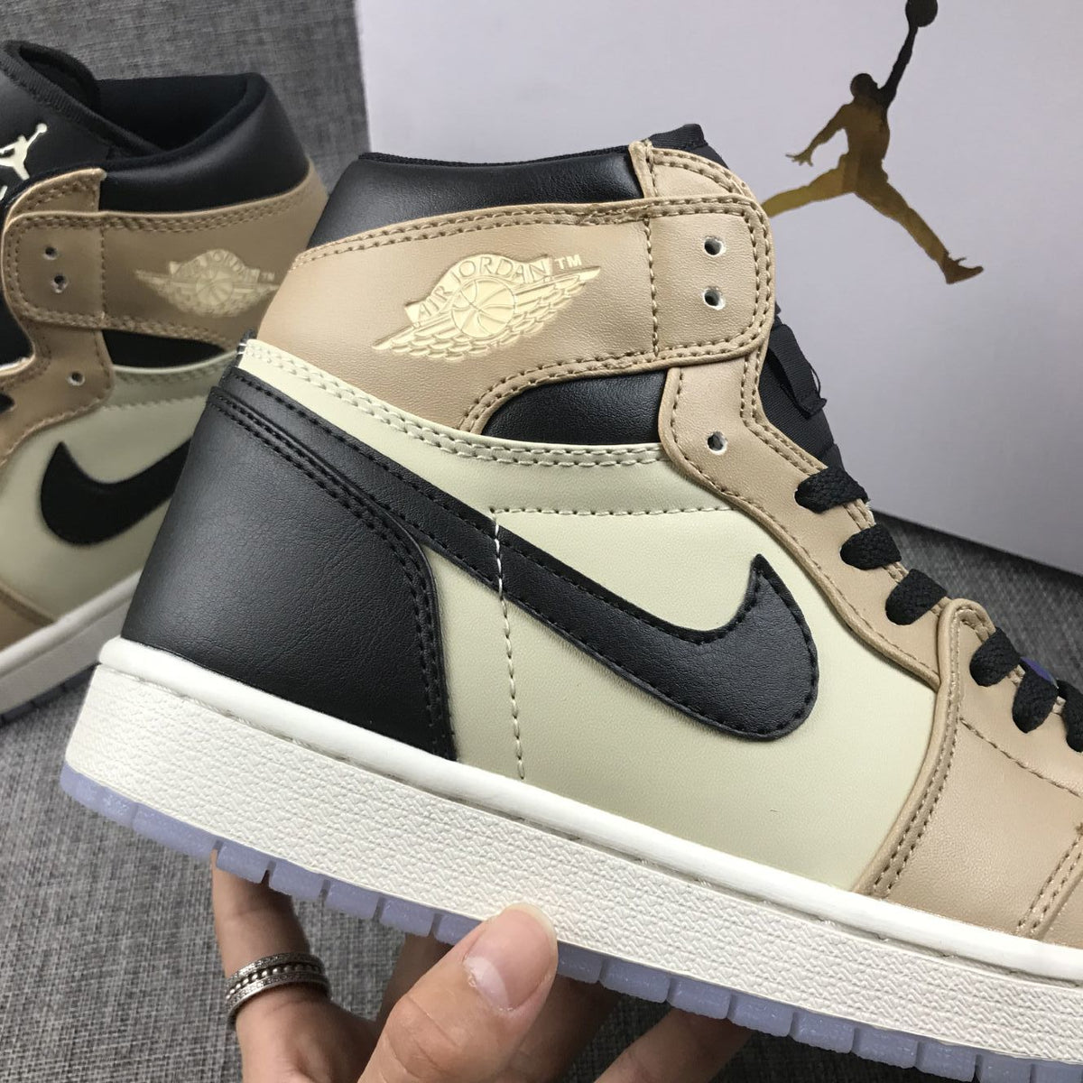Jordan 1 High Premium WMNS Beige Black Sneakers AH7389-003