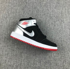 Air Jordan 1 Mid SE GS Black Silver Sneakers 554725-057