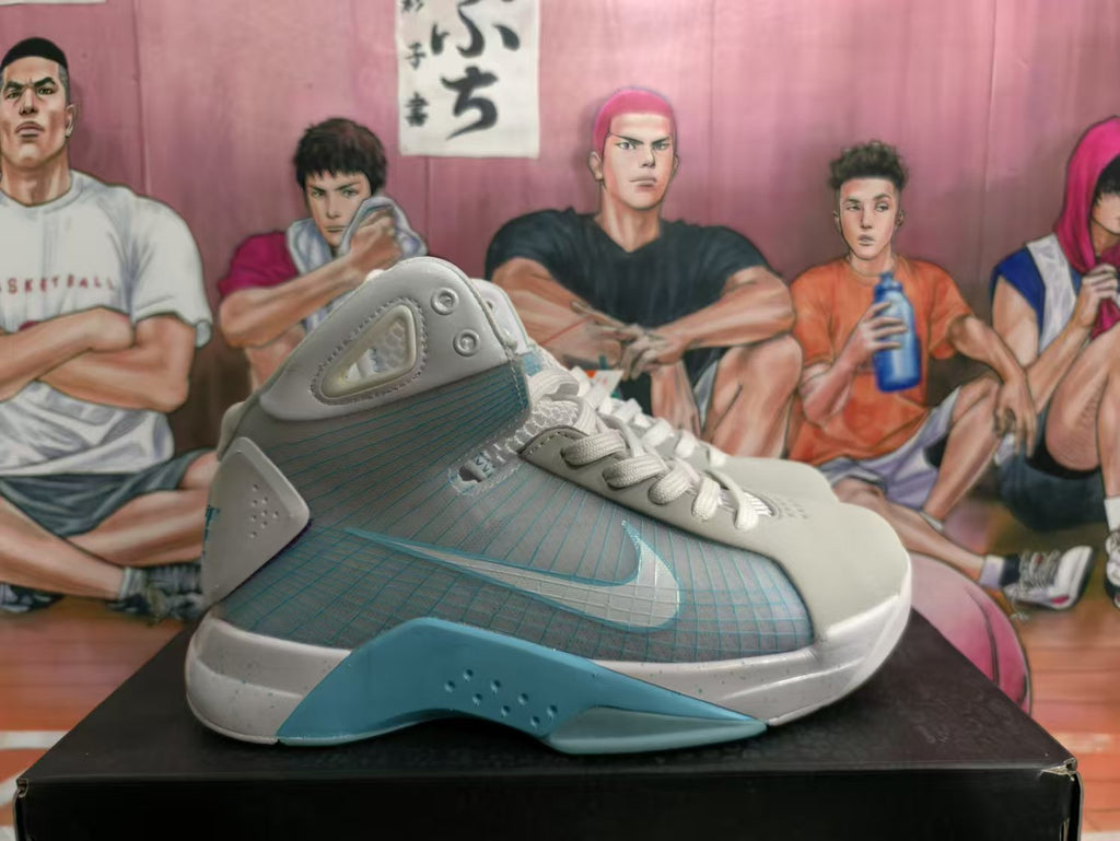 Nike Basketball Sneakers White and Blue High-Top