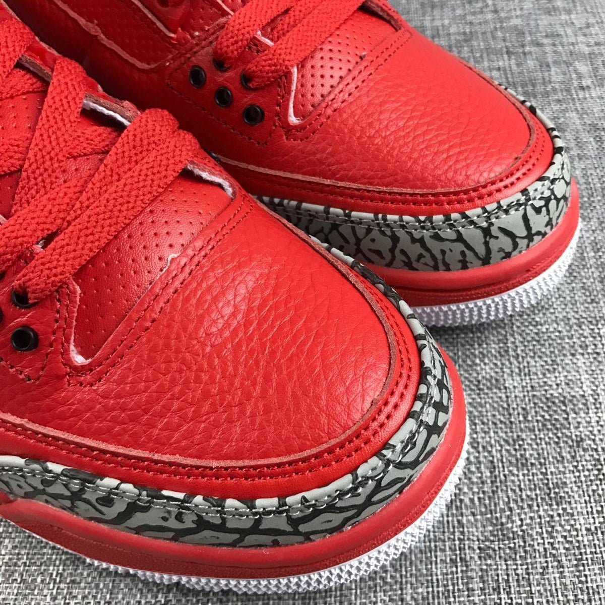 Jordan Air Jordan 3 Retro OG Red Black White Sneakers