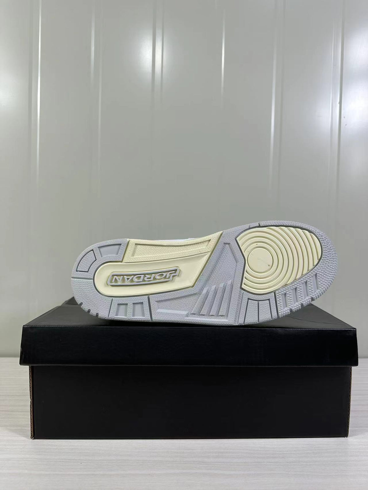 Jordan Legacy 312 Low White Sneakers HJ9199-111