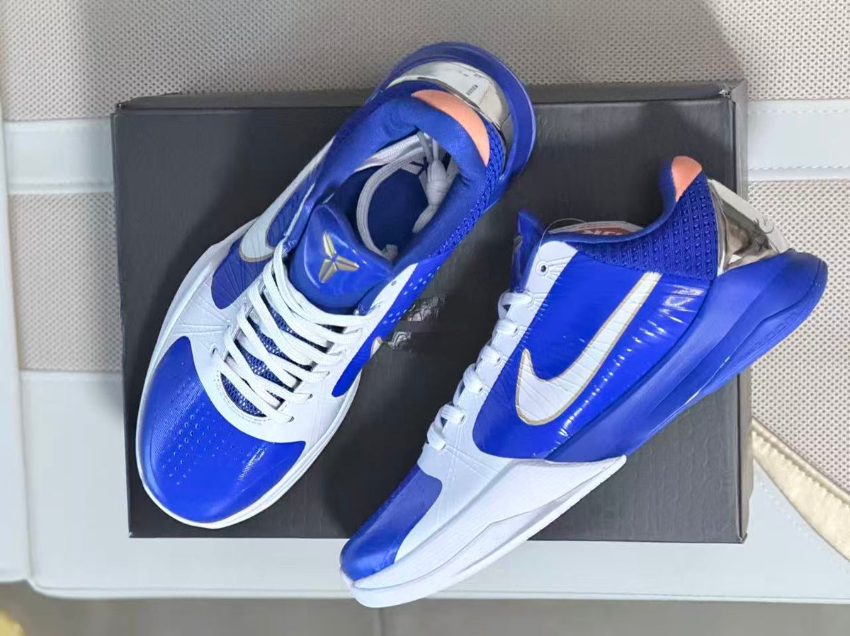 Nike Kobe 5 Basketball Shoes Blue and White Sonic