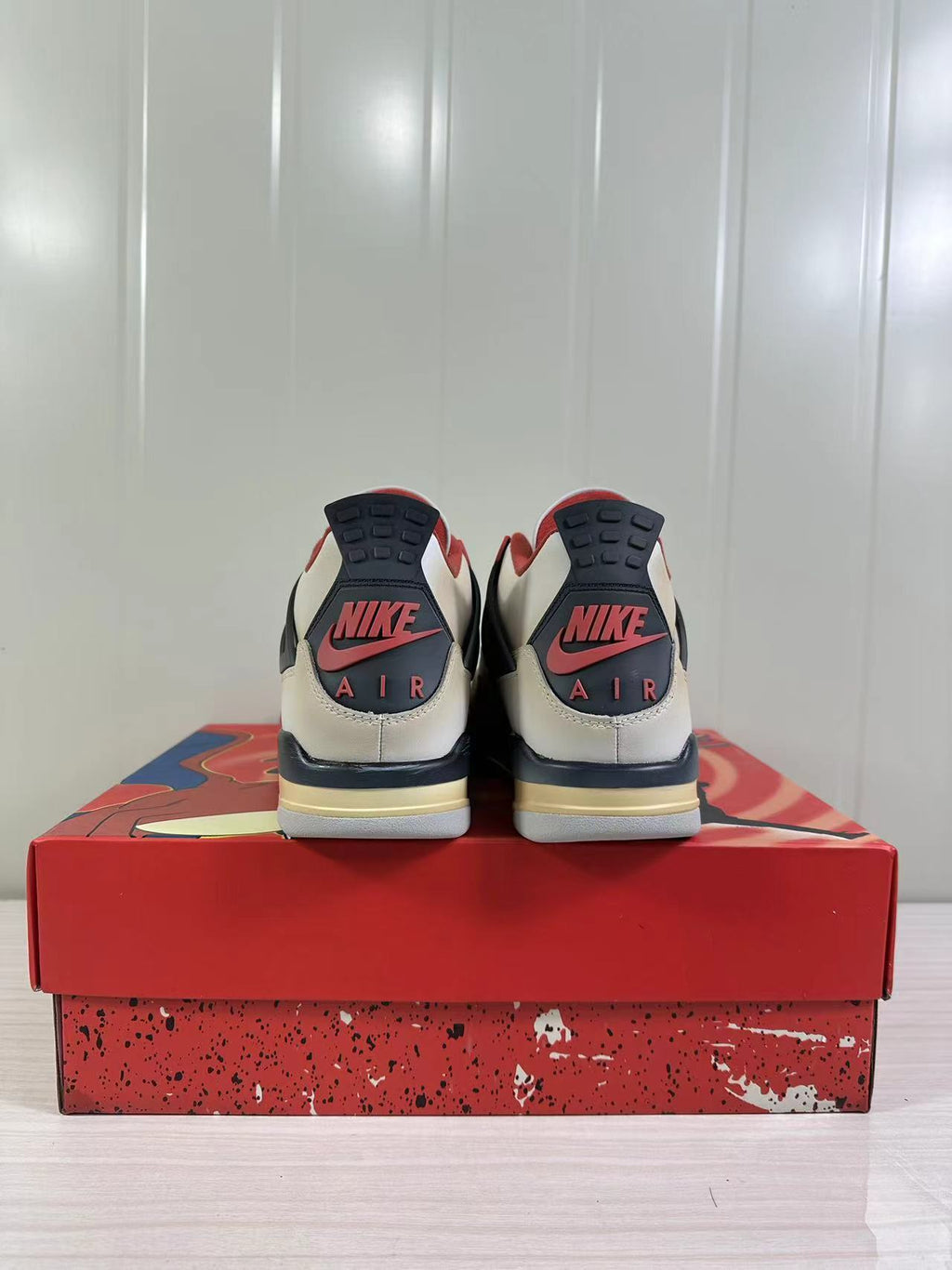 Jordan Air Jordan 4 Retro AQ9129-105 Sneakers