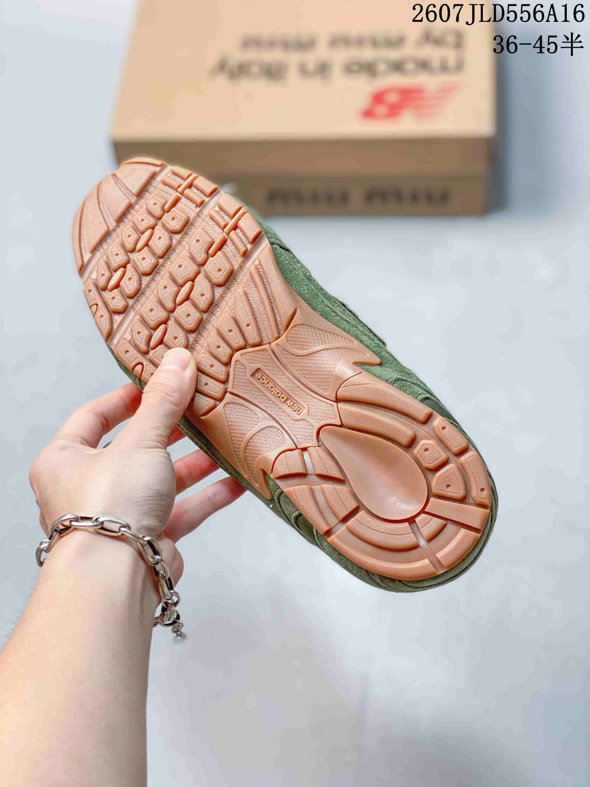 Miu Miu x New Balance 530 SL Green Sneakers 2607JLD556A16