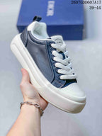 Dior Low-Top Sneakers White and Navy 2607GDD607A17