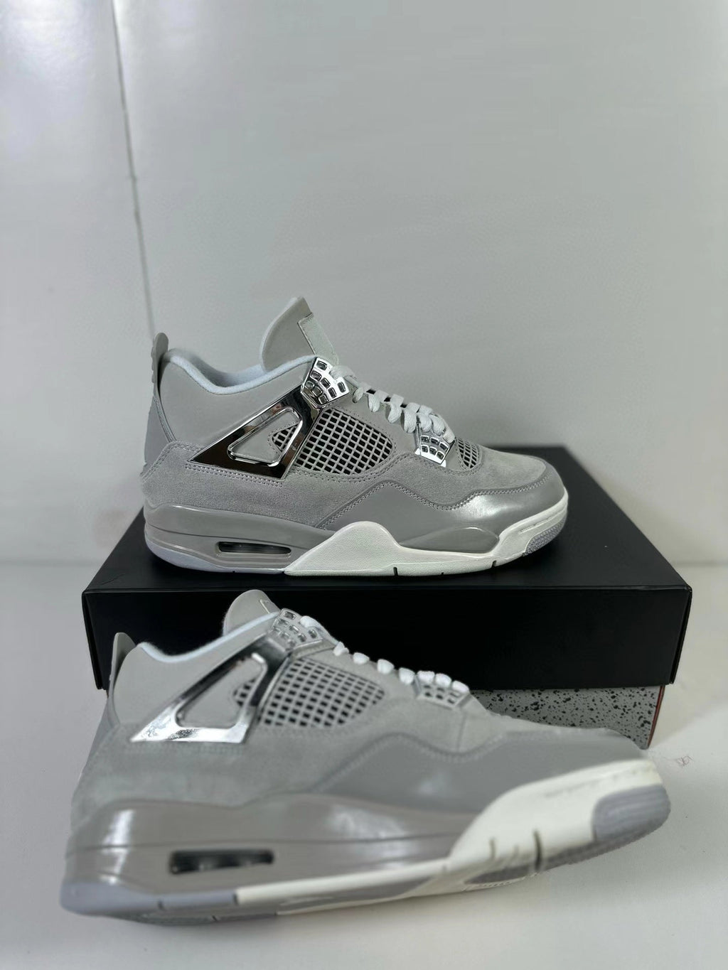 Air Jordan 4 Frozen Moments Light Iron Ore Sneakers AQ9129-001
