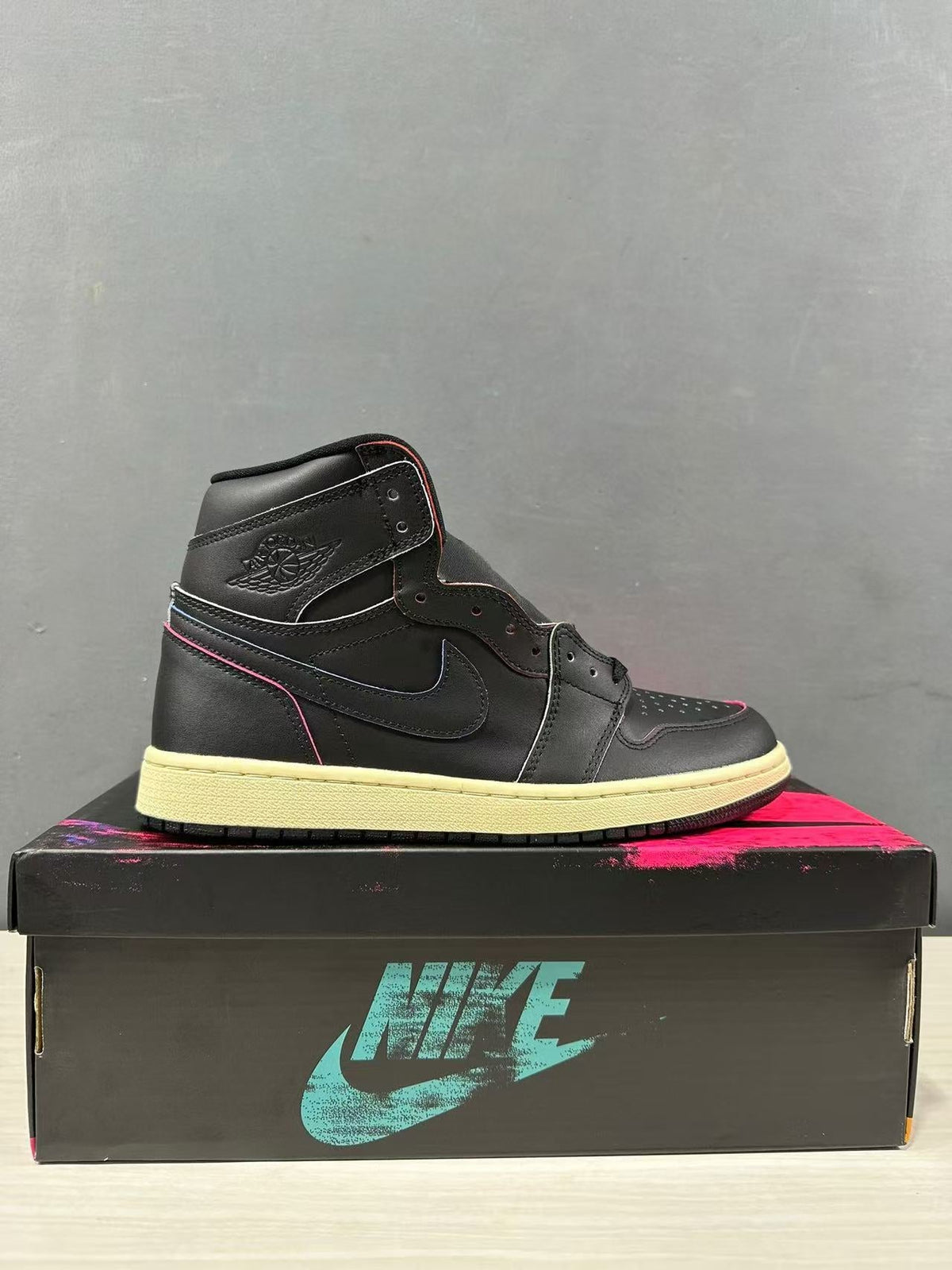 Jordan Air Jordan 1 High OG Black/Muslin DZ5485-002 Sneakers