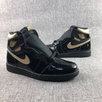 Jordan Air Jordan 1 High OG Black Gold Sneakers 555088-032
