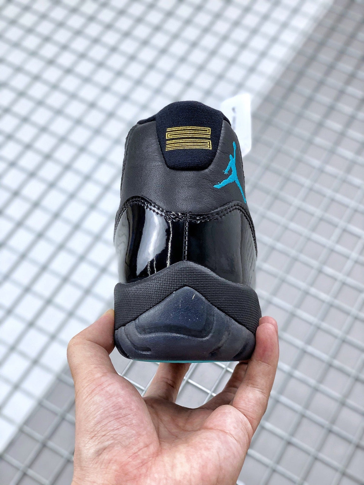 Jordan Air Jordan 11 Retro Gamma Sneakers Black Blue 378037-006