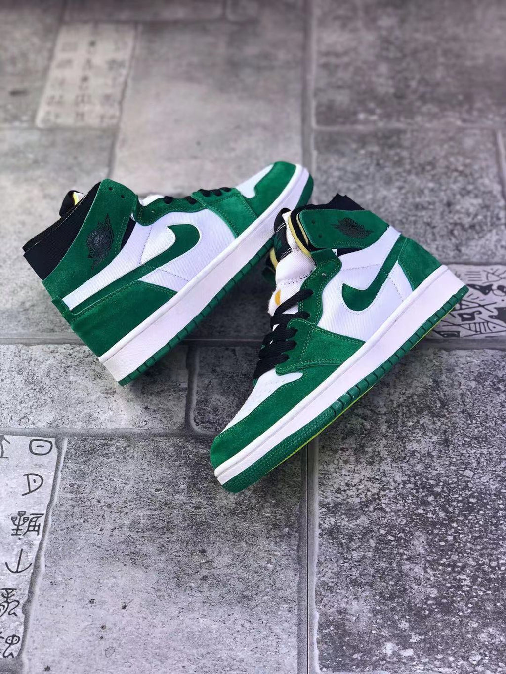 Jordan Air Jordan 1 Zoom CMFT Green White Sneakers CT0978-300
