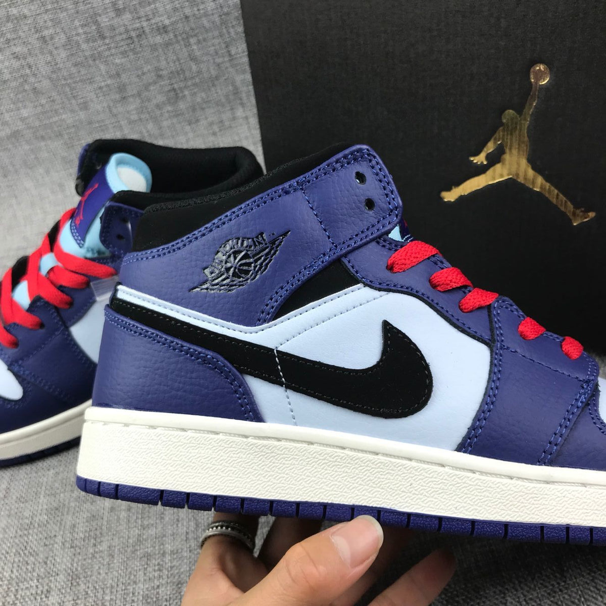 Jordan Air 1 Mid SE GS Sneakers White Black Purple