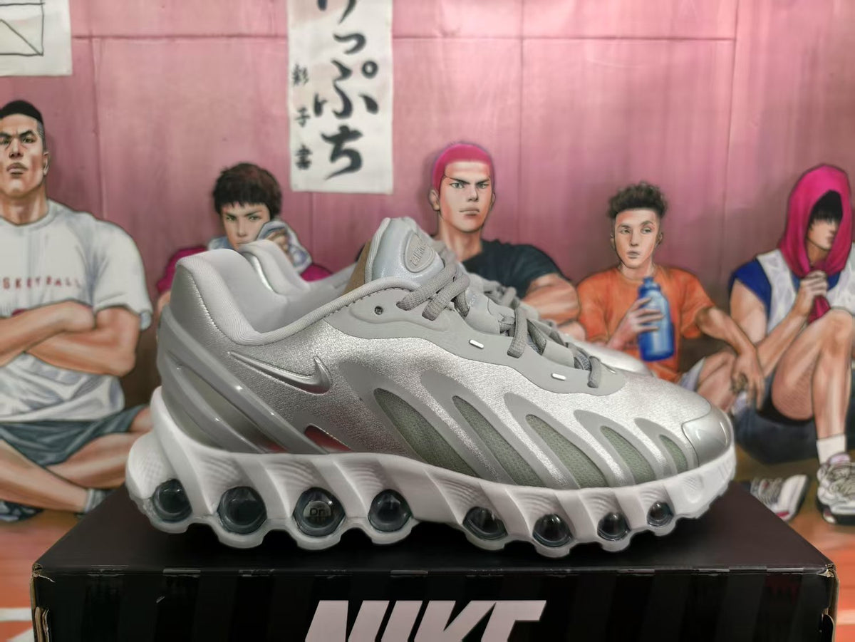 Nike Air Max Dn Sneakers Silver