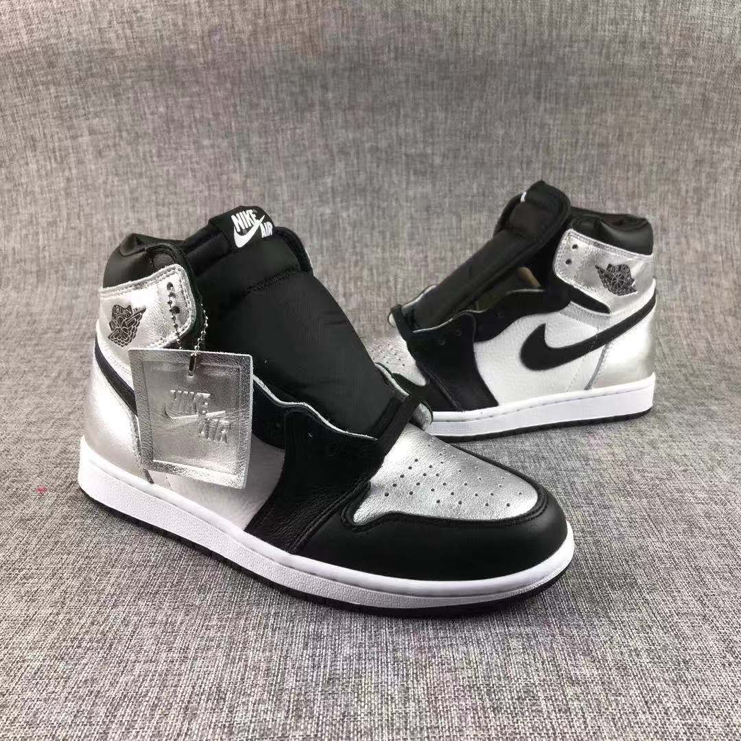 Jordan Air Jordan 1 Silver Toe High-Top Sneakers Black Silver