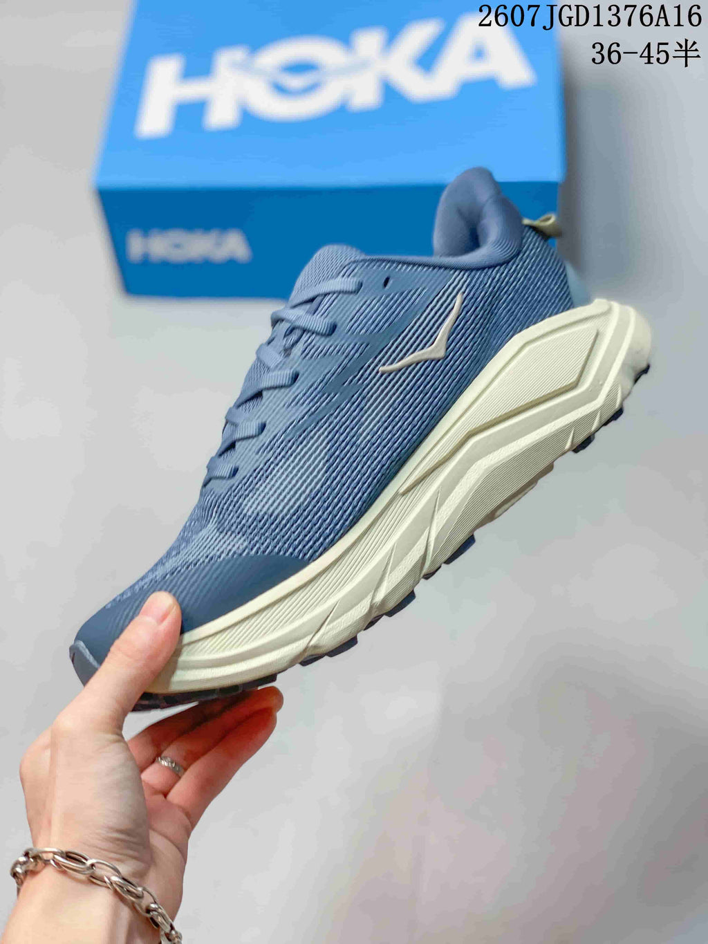 HOKA Challenger 8 Women’s Running Shoes Blue